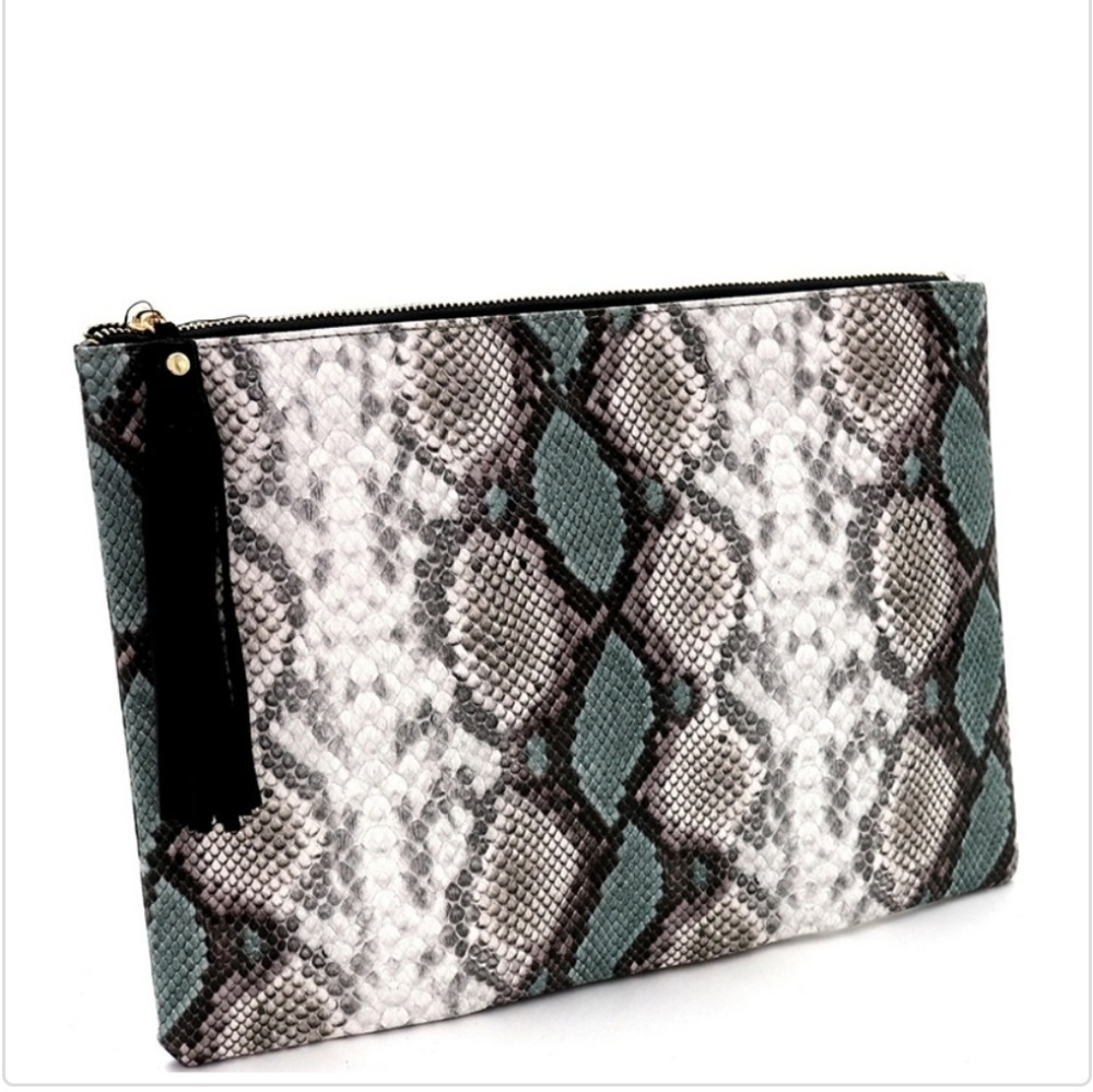 Judie Clutch